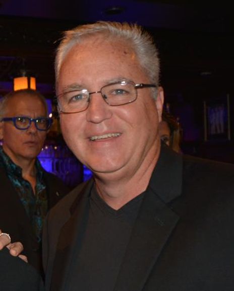 Dan Wallace Headshot