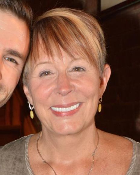 Dana Keefer Headshot