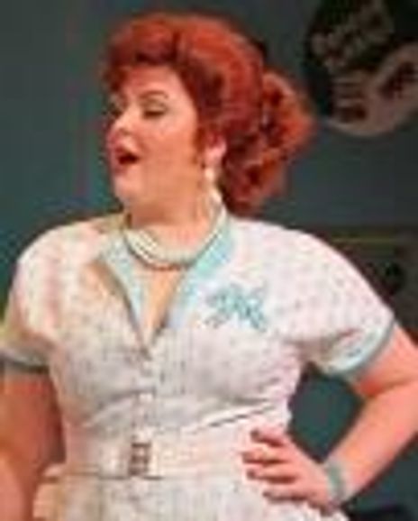 Rachel Valencich Headshot