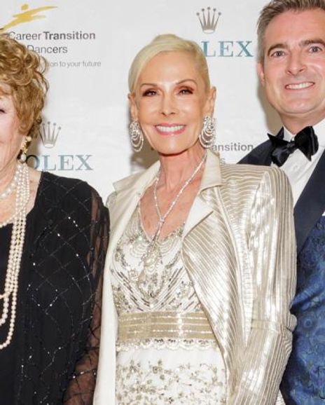 Michele Becker Headshot