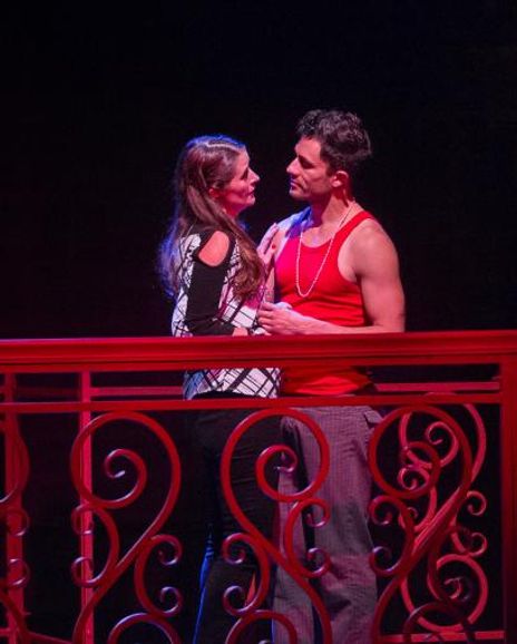 Sara Hennessey Headshot