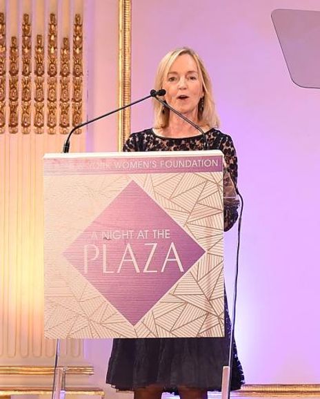 Cathy Isaacson Headshot