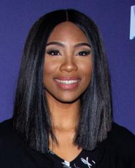 Adrianna Hicks Headshot