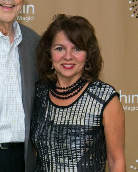 Julia Rodriguez-Elliott Headshot