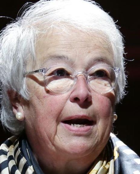 Carmen Farina Headshot