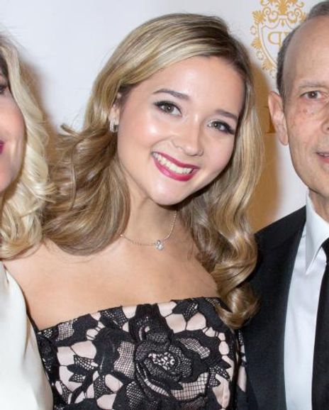 Arielle Pizza Headshot