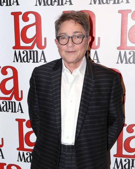 Joy Tomchin Headshot