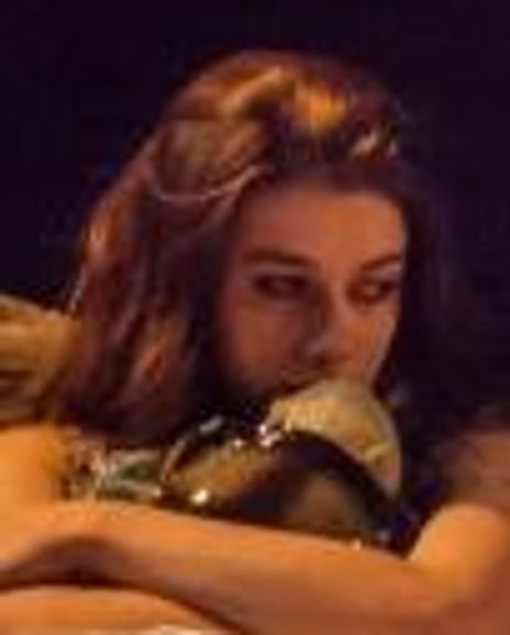 Anna Stefanic Headshot