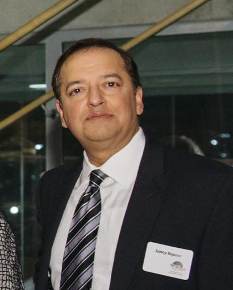 Sunny Kapoo Headshot