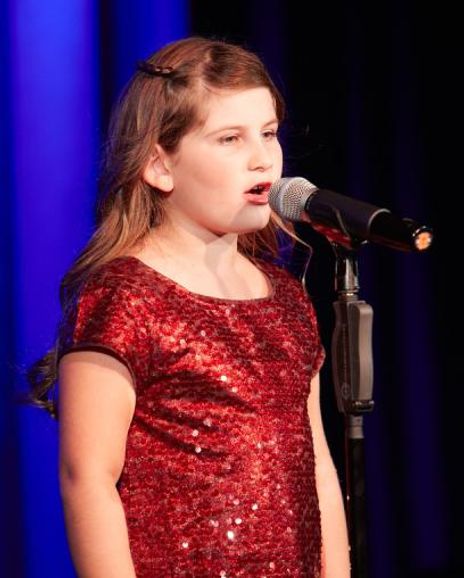 Talia Baird Headshot