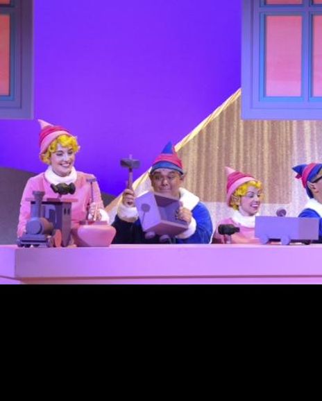 Sarah E Smith Headshot