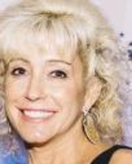 Allison Perlmutter Headshot