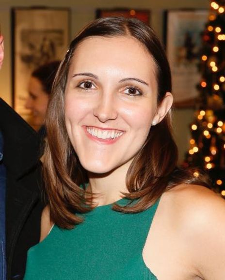 Allison Aoun Headshot