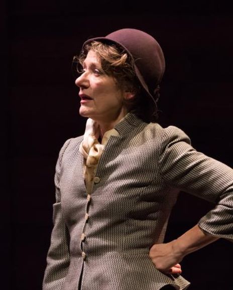 Sarah Orenstein Headshot