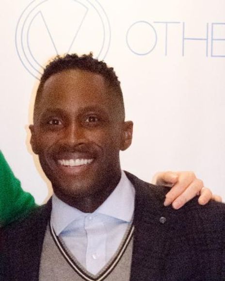 Miquel Banket Headshot