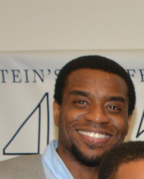 Gilbert Bailey Headshot