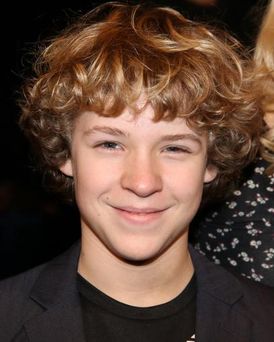 Baylee Littrell Headshot
