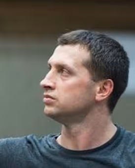 Tomasz Jadach Headshot