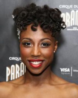 Raven McRae Headshot