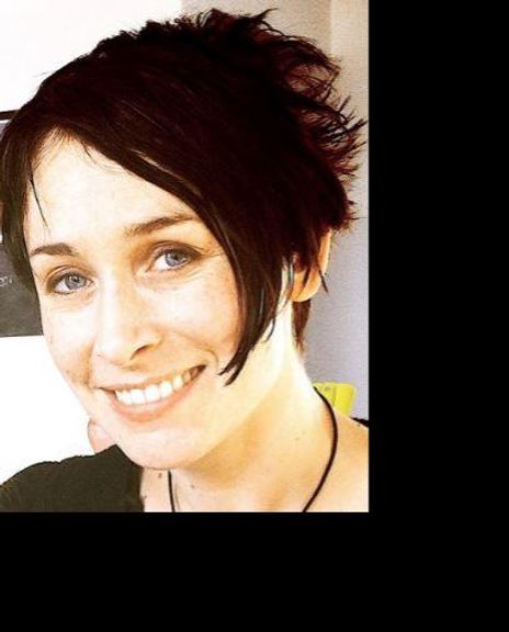 Daphne Mauger Headshot