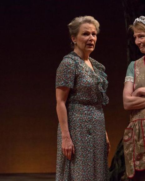 Laurel Goetzinger Headshot