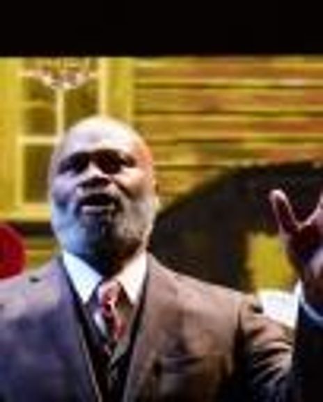 Warren Mays Headshot