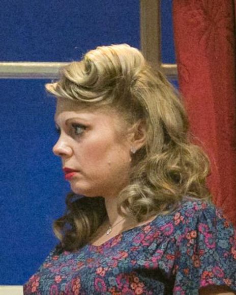 Claire Andreadis Headshot