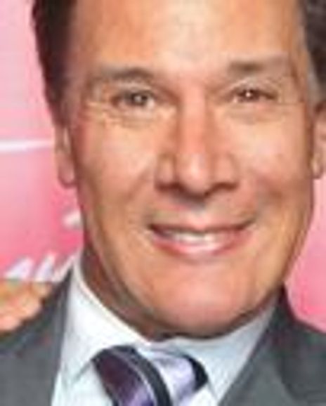 Fernando Allende Headshot