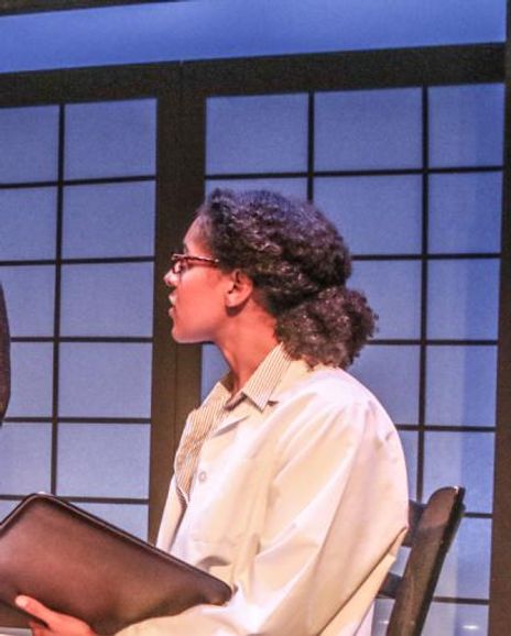 Amanda Canty Headshot