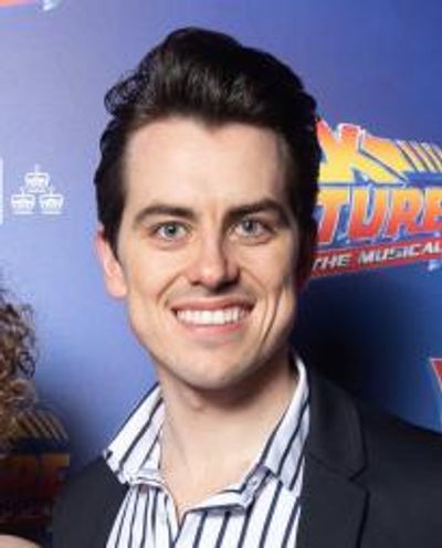 Oliver Ormson Headshot