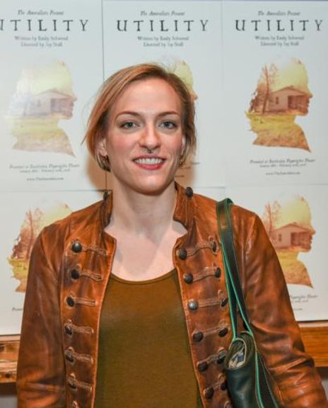 Angela Harner Headshot