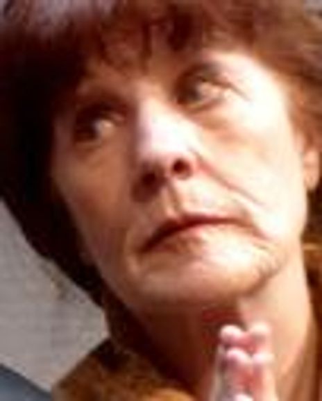 Susan Stangl Headshot