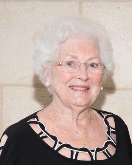 Virginia Mossburg Headshot