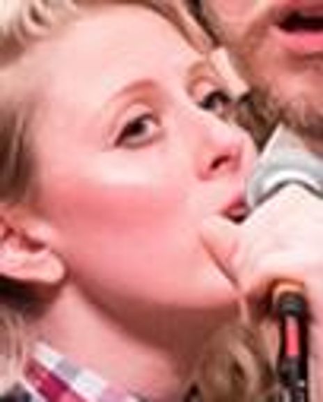 Sandy Foster Headshot