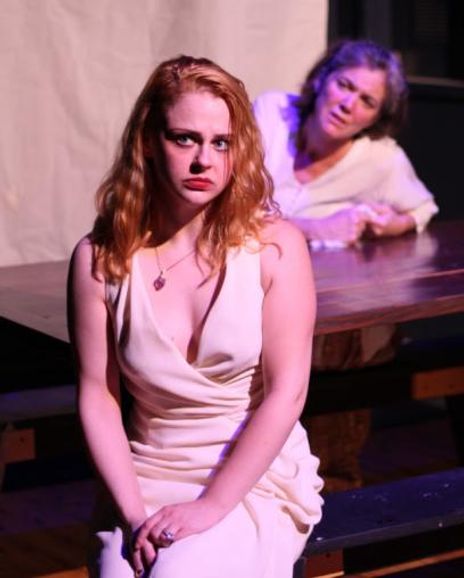 Christin Goff Headshot