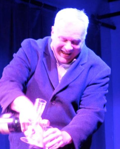 Liz Hallenbeck Headshot