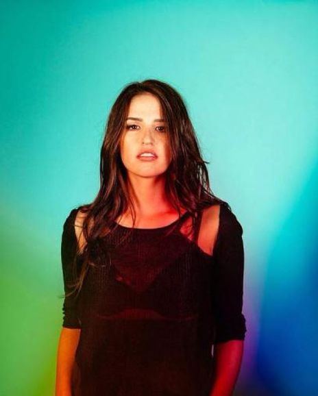 Rozzi Crane Headshot