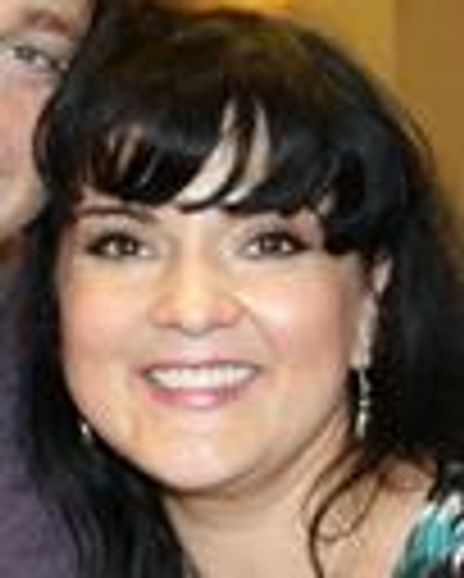 Michelle Anaya Headshot