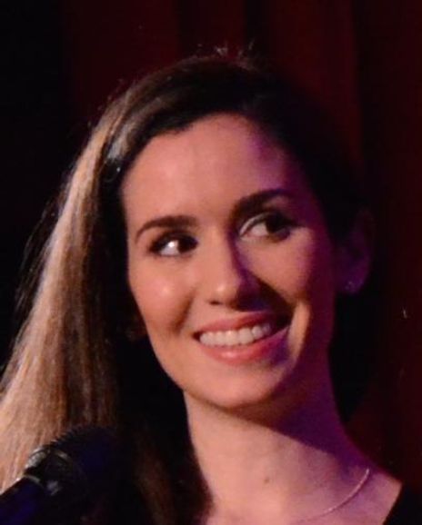 Samantha Owen Headshot