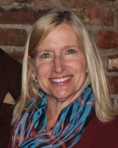 Nancy Breaux Headshot