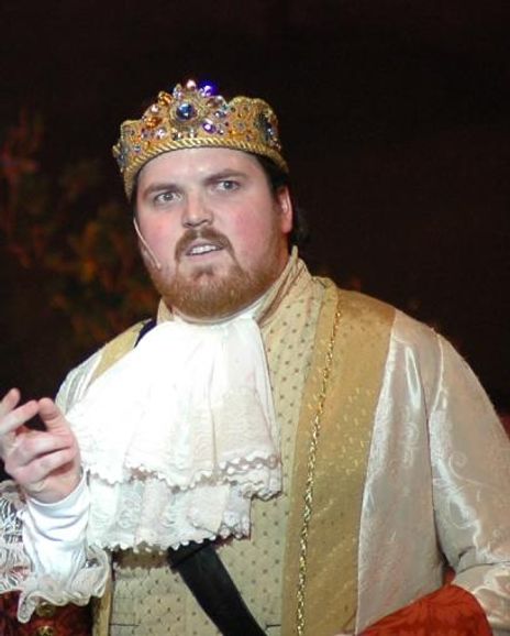 Philip Himebook Headshot