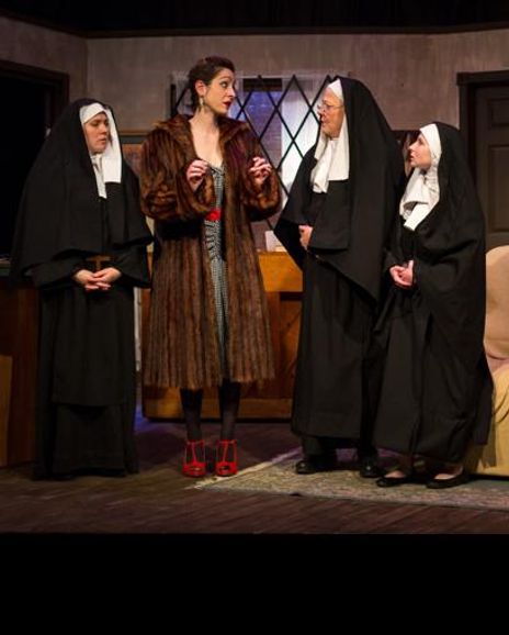 Lisa Sember Headshot