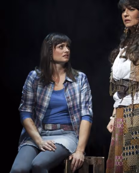 Susan Hallam-Wright Headshot