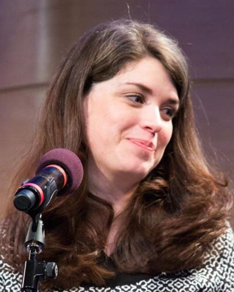 Joanna Sheehan Bell Headshot