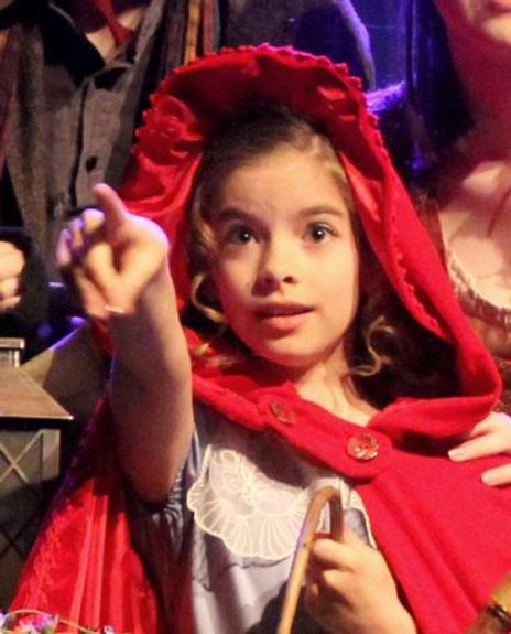 Elissa Roberts Headshot