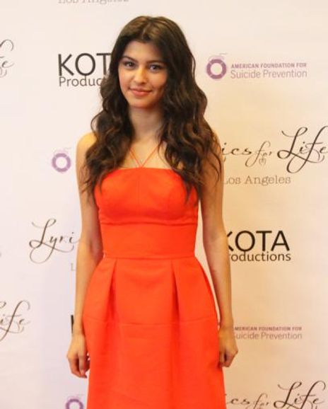 Kelsi Taylor Headshot