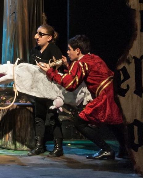 Miguel Molina Headshot