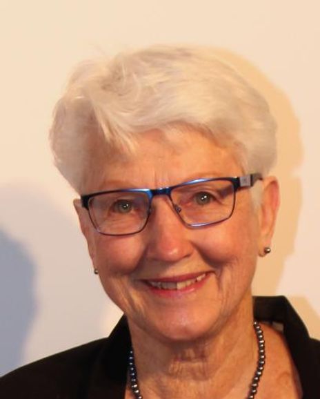 Jean Hodges Headshot