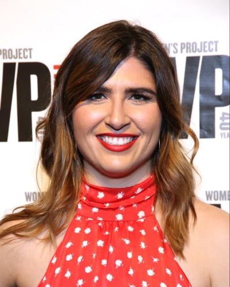 Emily Warren Headshot