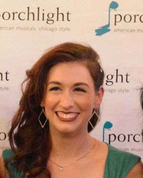 Shari Mocheit Headshot